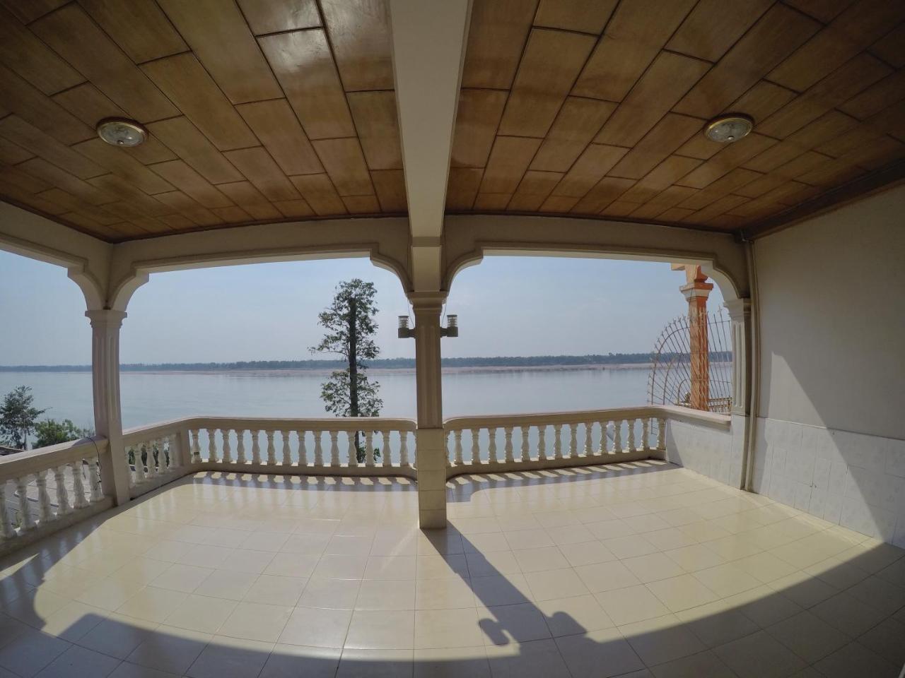 Hengheng II Guest House Кратьє Екстер'єр фото